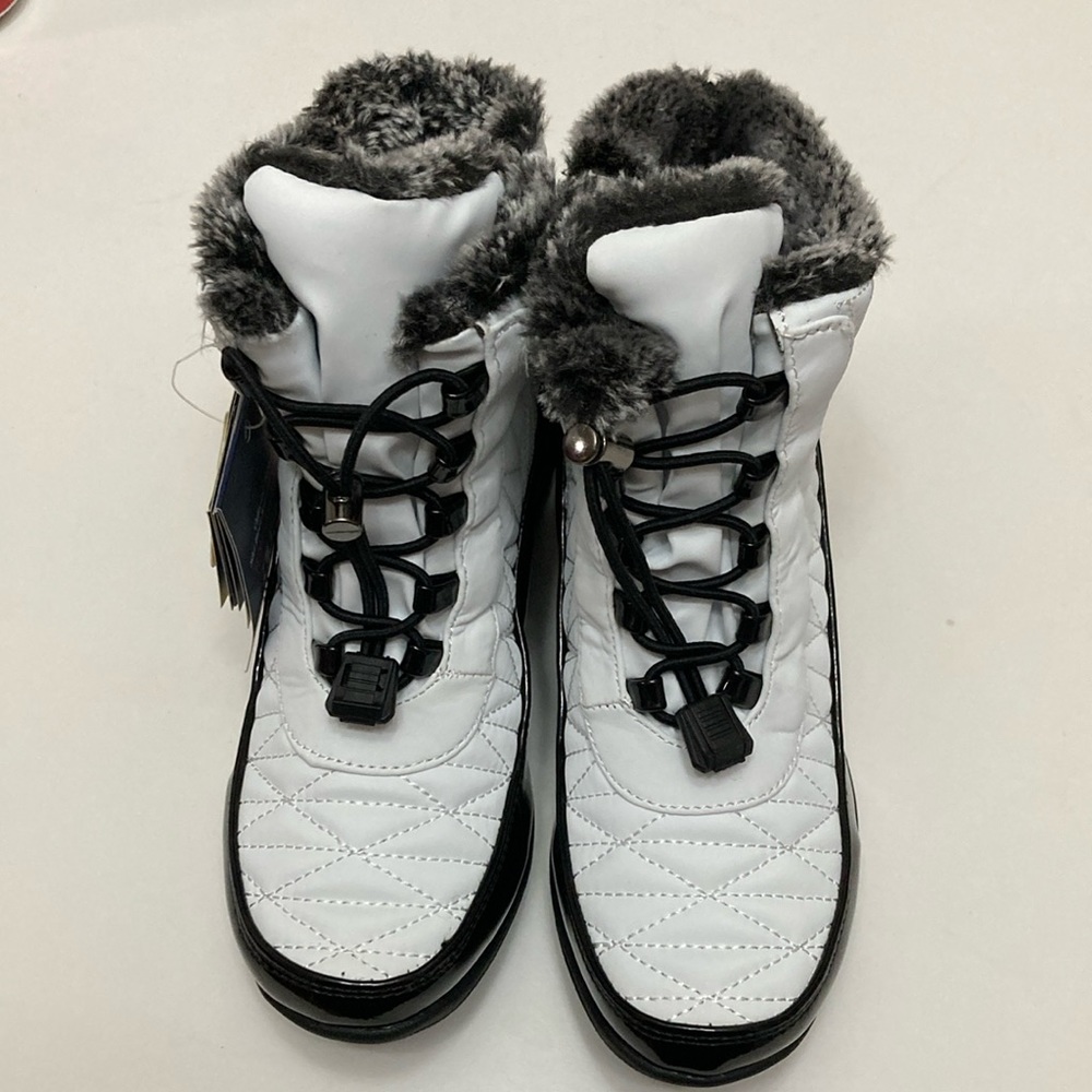 Khombu Boots